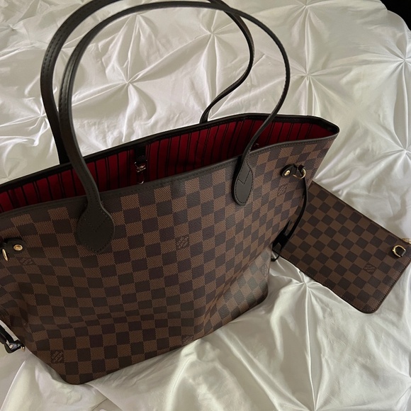 Louis Vuitton Handbags - Louis Vuitton MM